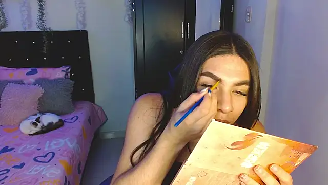 Lyaa Cute online show from May 4, 4:17 am