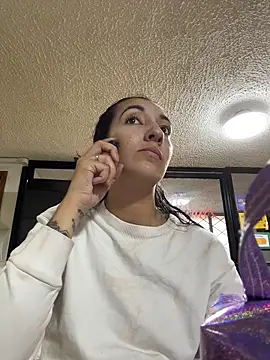 SALOME KORLAND online show from March 7, 9:10 pm