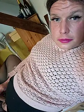 VanessaSissyGay online show from October 31, 7:18 am