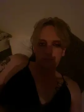 billienomates online show from September 13, 7:25 am