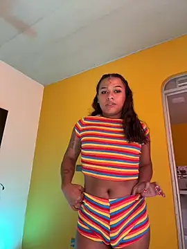 cam11 07 online show from July 11, 7:51 pm