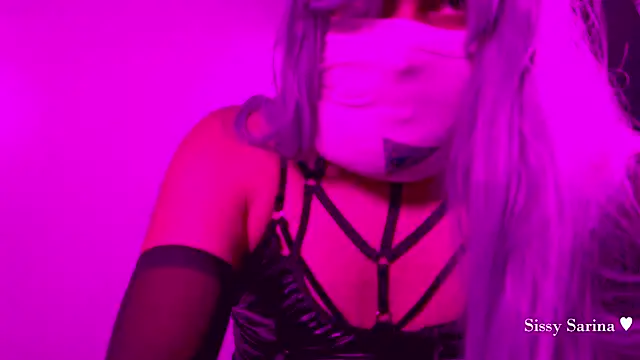 sissysarina2 online show from May 24, 3:25 am