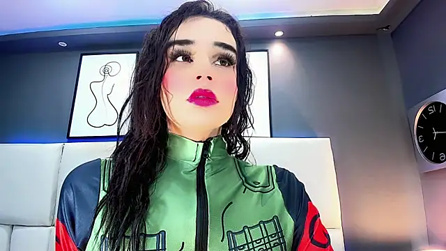 Valeria Rouss online show from October 8, 10:55 pm