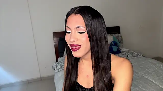 clara evanss s online show from April 14, 7:41 pm