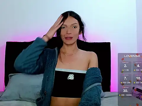 x isabella x online show from November 5, 7:19 am