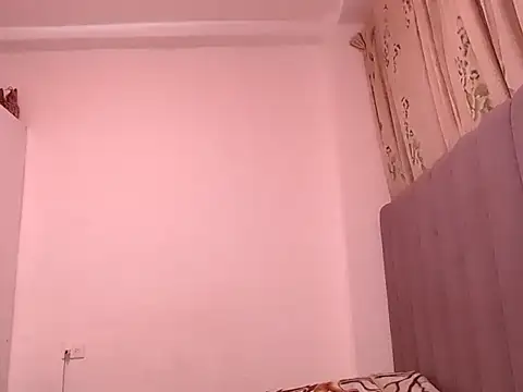 saara johnson496 online show from April 17, 1:19 am