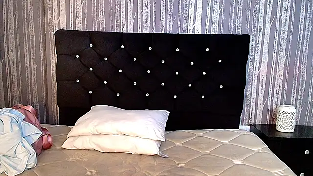 Alicee Moonn online show from March 23, 5:07 pm