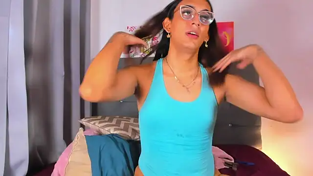 Camila hot ts online show from September 14, 10:14 pm