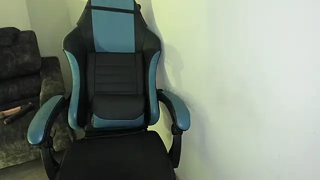 Scarbadgirl  online show from October 3, 4:12 am