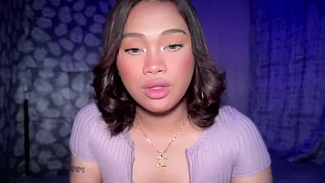 Exotic alyssa69 online show from May 6, 8:26 pm