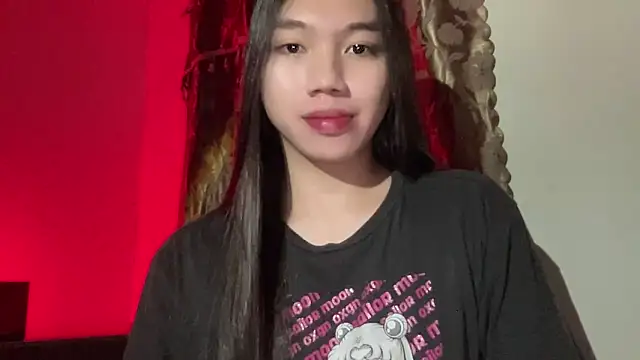 Snapshot of kat_mire chatting on September 16, 5:39 pm kat mire online show from September 16, 5:39 pm