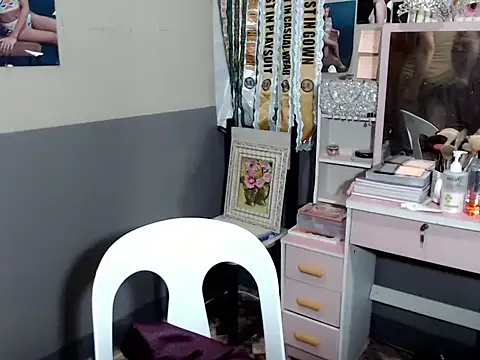 miya khali online show from October 24, 6:57 pm