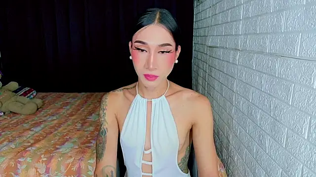 TRANSGODDESSA online show from July 8, 1:10 am