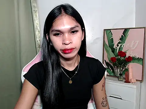 sexloverxxz online show from October 24, 9:25 am