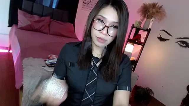 Veniceseduction online show from September 17, 4:39 am