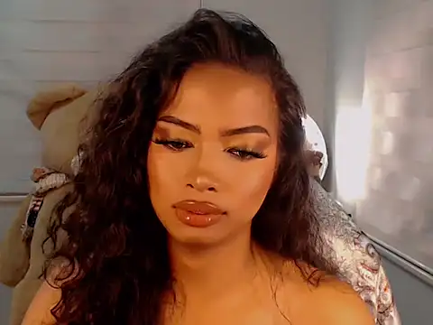 KathRouge online show from October 10, 1:45 pm