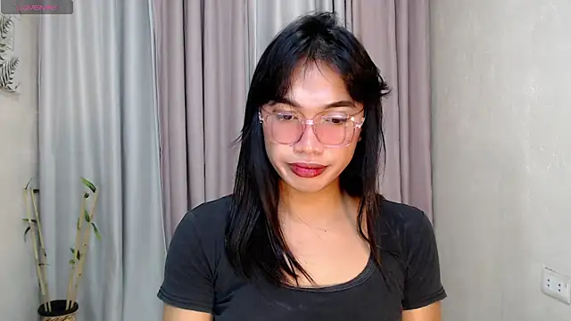 Herbielustts online show from April 20, 1:02 pm