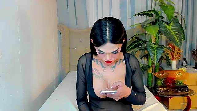 MochaliciousTransOnTop online show from February 22, 6:49 am