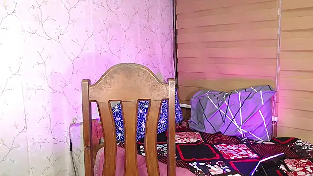 TssluttyNikka online show from September 10, 2:16 pm