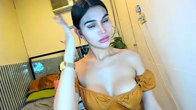 Ms Monica online show from April 29, 2:55 pm