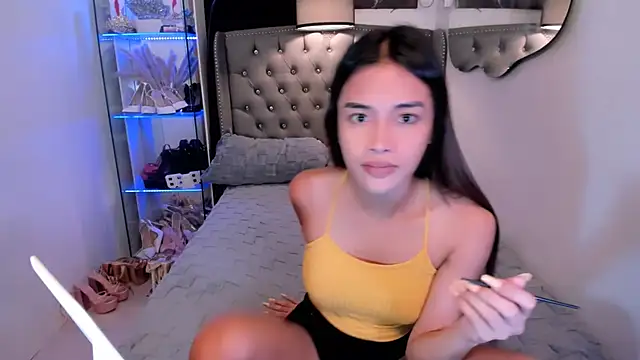 Lars empress online show from February 7, 8:31 am