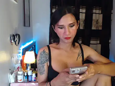 hottielicious slut69 online show from January 9, 12:32 pm