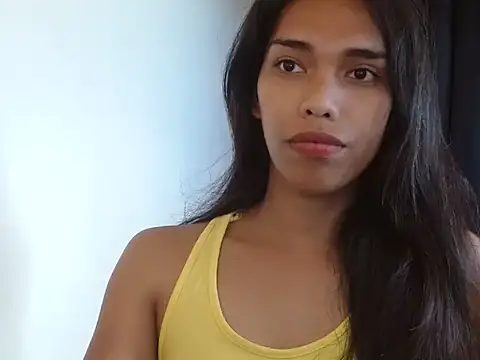angelaxmonroe online show from May 10, 12:04 am