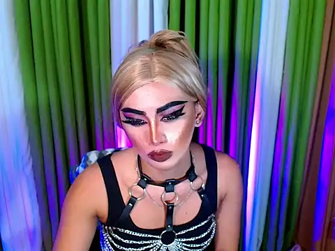 Queen yasii 88 online show from September 13, 5:30 pm