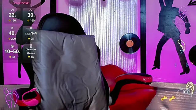 Madison Mujica online show from February 19, 11:50 am