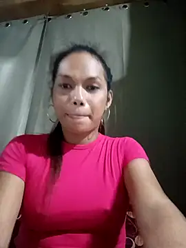 Snapshot of sexy_lady26 chatting on October 19, 1:14 pm sexy lady26 online show from October 19, 1:14 pm