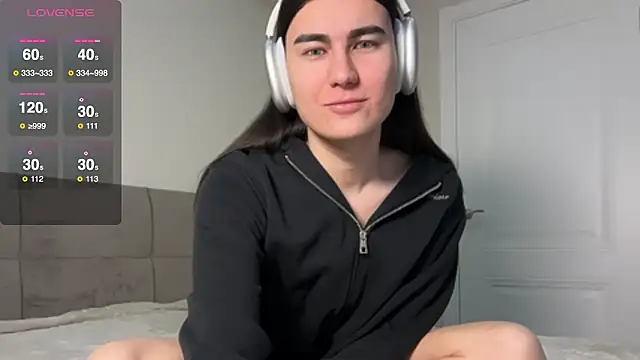 HeyAlena online show from February 15, 8:02 am