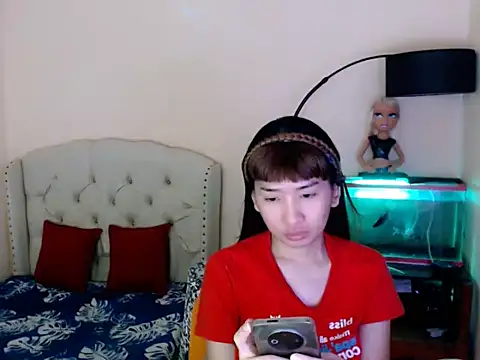 ShantalFoxxy  online show from March 28, 12:51 pm