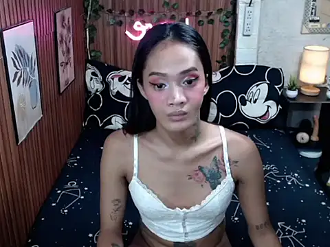 XTsYassyHot69X online show from July 16, 2:12 pm