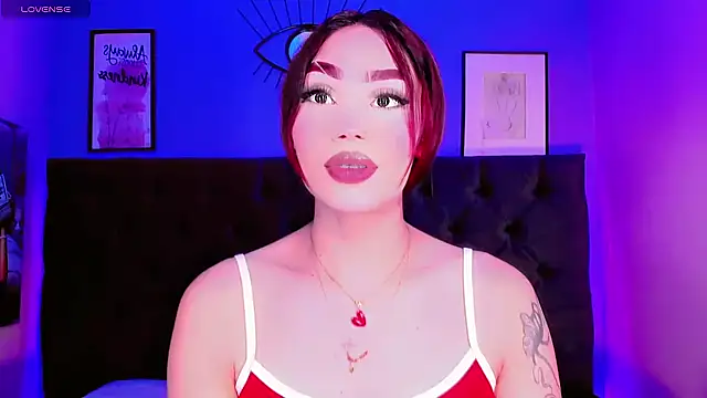 TifanyGabriela online show from February 2, 12:37 pm