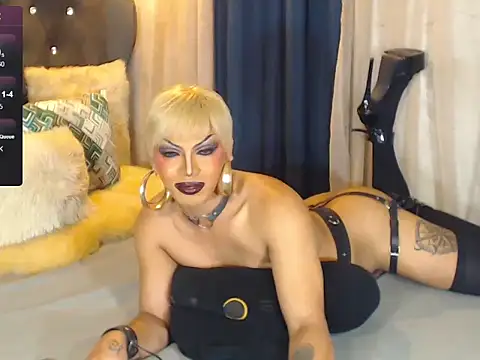 SmokingDomDiva online show from February 25, 10:09 am