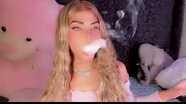 Flora Minx online show from February 11, 5:04 am