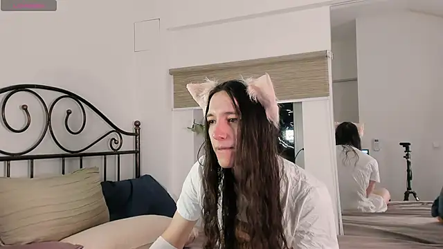 SilverMuse online show from April 13, 12:47 am