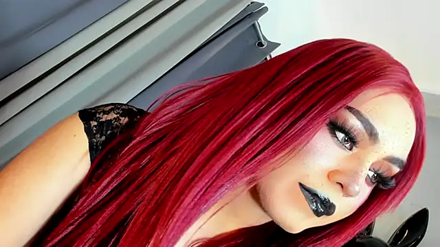 MagnaCumLoader17 online show from March 4, 4:40 am