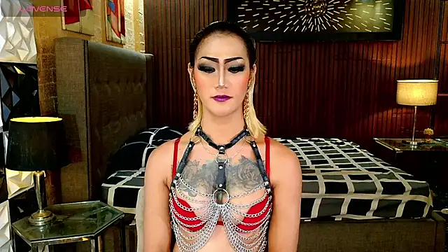 HorseCockDivine online show from June 26, 6:28 am