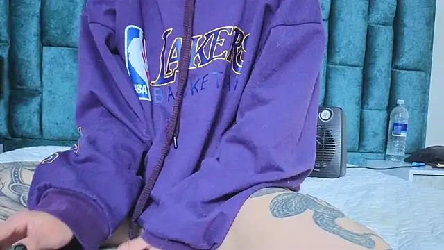 Emma Foxi online show from April 15, 8:09 pm