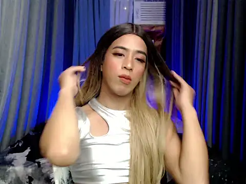 Yourscarlette Slut online show from November 6, 2:33 am