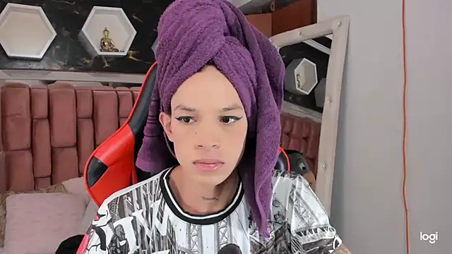 sara slut21 online show from January 25, 8:00 pm