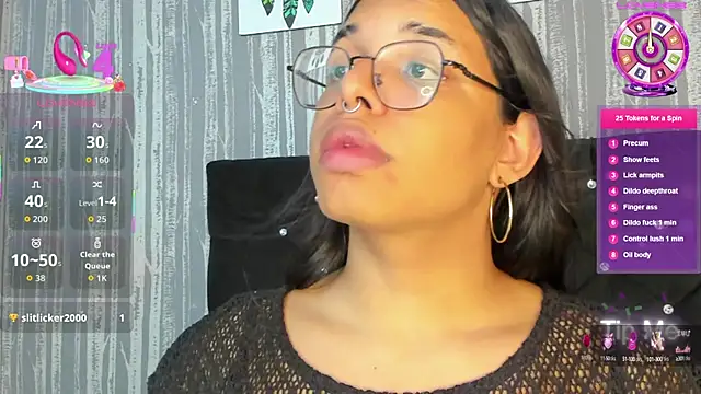 Snapshot of Hailey_johnsonn chatting on September 11, 1:52 pm Hailey johnsonn online show from September 11, 1:52 pm