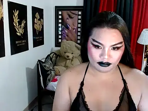 TSbrianaHugeCock online show from May 8, 5:31 pm