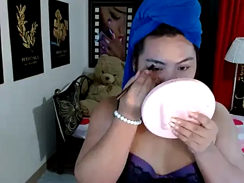 TSbrianaHugeCock online show from May 11, 1:16 pm