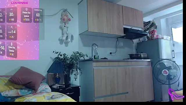 AllysonStonne online show from March 16, 7:50 pm