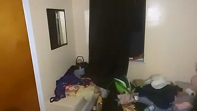 Snapshot of BlondeyMiyMiy chatting on September 13, 5:35 am BlondeyMiyMiy online show from September 13, 5:35 am