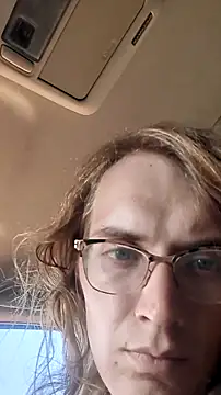 Snapshot of BlondeyMiyMiy chatting on September 21, 11:10 pm BlondeyMiyMiy online show from September 21, 11:10 pm