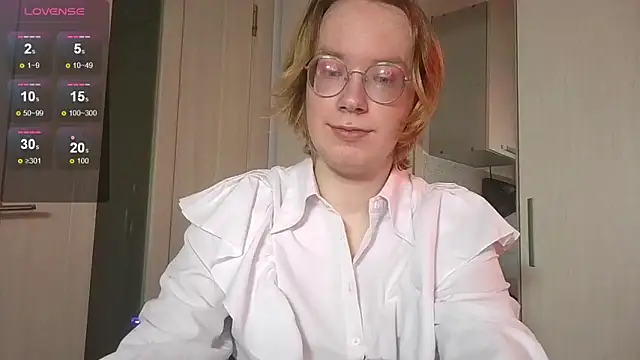 Amanda Butlerr online show from March 6, 3:17 pm