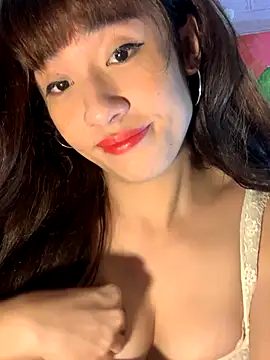 Snapshot of SassyLaurier chatting on September 21, 8:03 pm SassyLaurier online show from September 21, 8:03 pm